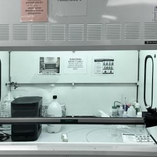Picture of Fumehood 1